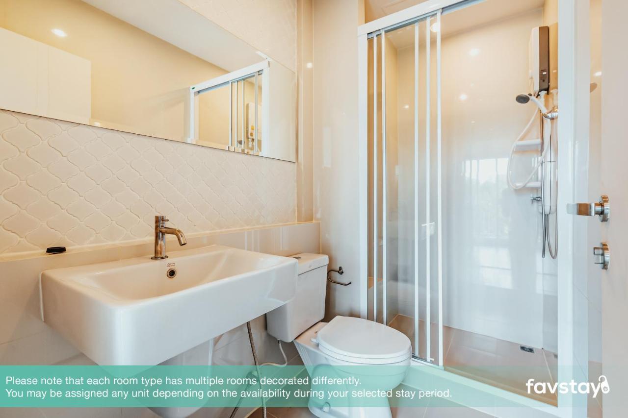 Favstay - The Base Downtown Phuket Exterior photo